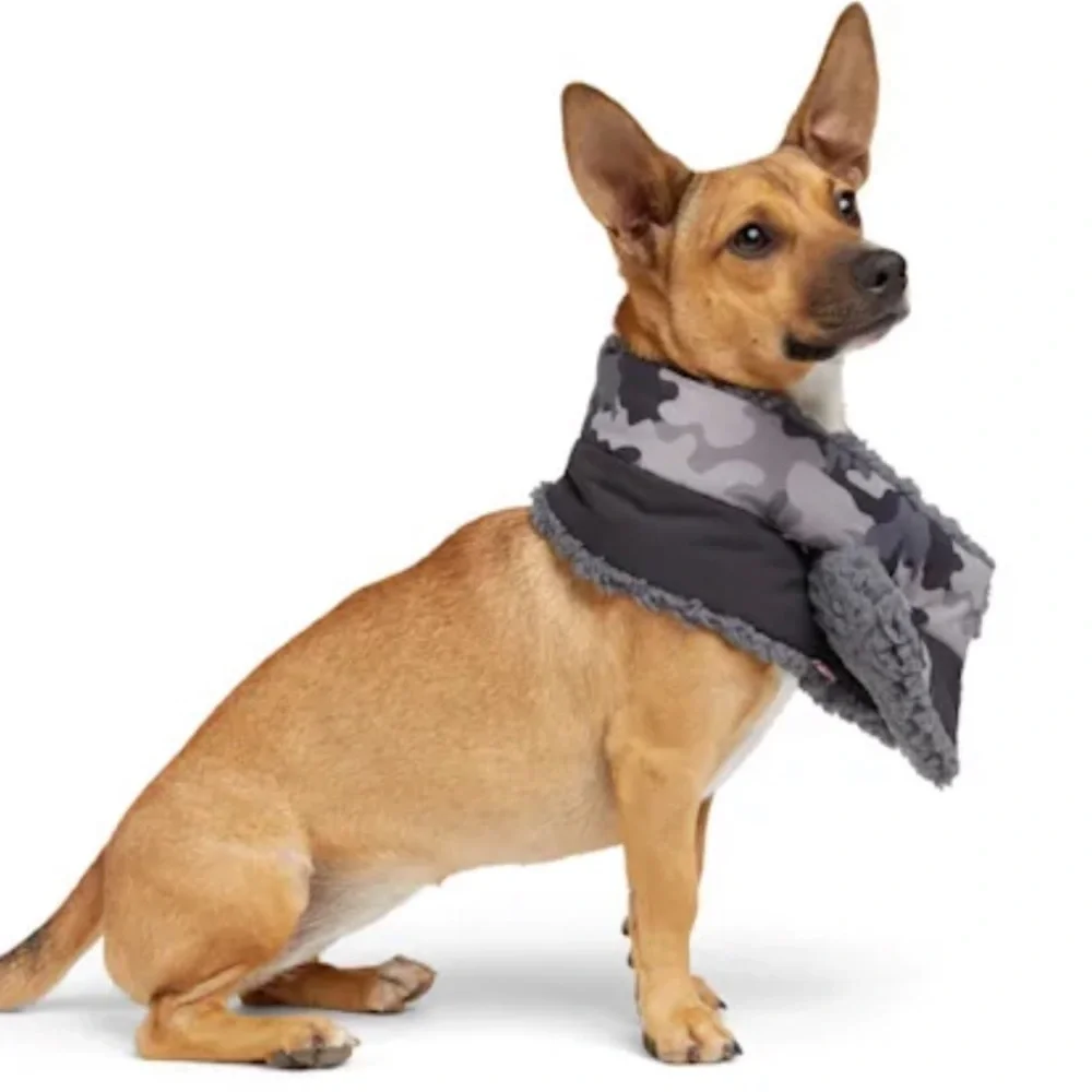 NWT Camo Sherpa dog scarf XS/S